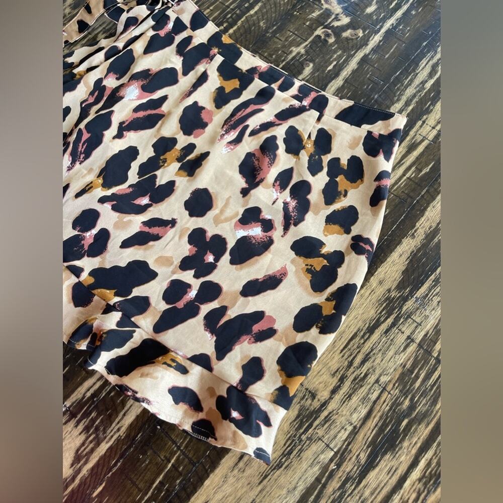 NASTY GAL - Leopard Wrap Skirt - US 8 / Medium - Picture 9 of 16